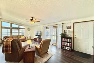 5411 Autumnash Ln, Machesney Park, IL 61115 - Photo 3