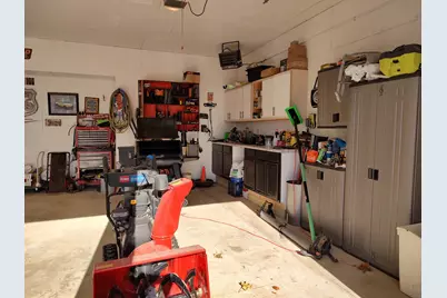 1221 Warren Avenue, Belvidere, IL 61008 - Photo 11