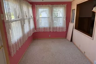 3018 W Beaver Rd, Freeport, IL 61032 - Photo 11