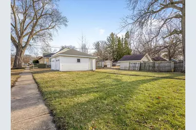 1004 15th Street, Rockford, IL 61104 - Photo 29