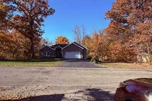 625 Lake Summerset Rd, Lake Summerset, IL 61019 - Photo 5