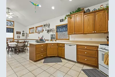 625 Lake Summerset Road, Lake Summerset, IL 61019 - Photo 9