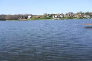 514 Baintree, Lake Summerset, IL 61019 - Photo 3