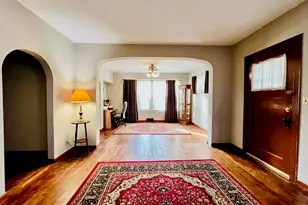 137 N Stewart Ave, Freeport, IL 61032 - Photo 5