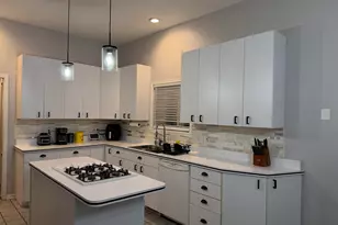 6432 Spring Hill Close, Rockford, IL 61108 - Photo 5