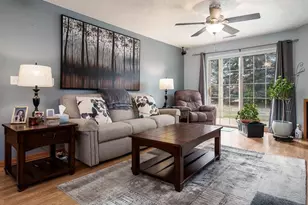 5683 Oak Village Dr, Roscoe, IL 61073 - Photo 7