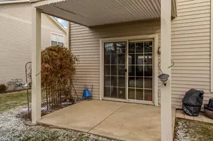 5683 Oak Village Dr, Roscoe, IL 61073 - Photo 29