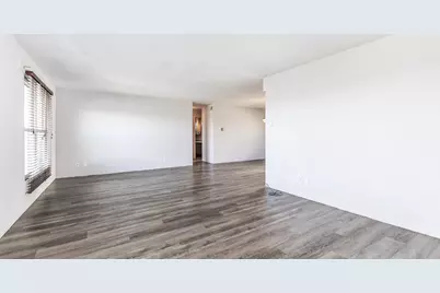 415 W Columbia Avenue, Stockton, IL 61085 - Photo 9