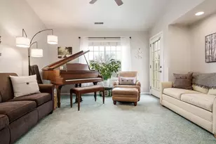 6339 Commonwealth Dr, Loves Park, IL 61111 - Photo 5