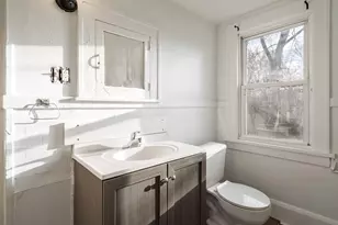 421 Olive St, Rockford, IL 61107 - Photo 29