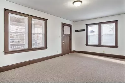 421 Olive Street, Rockford, IL 61107 - Photo 9