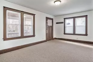 421 Olive St, Rockford, IL 61107 - Photo 9