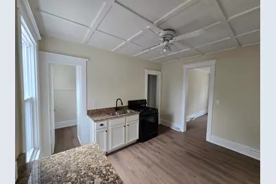 1443 8th Avenue, Rockford, IL 61104 - Photo 5