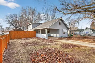 2929 Sewell St, Rockford, IL 61109 - Photo 1