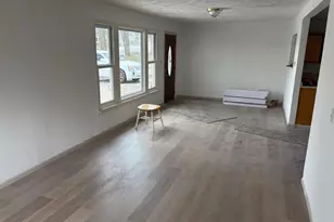 2717 20th St, Rockford, IL 61109 - Photo 3