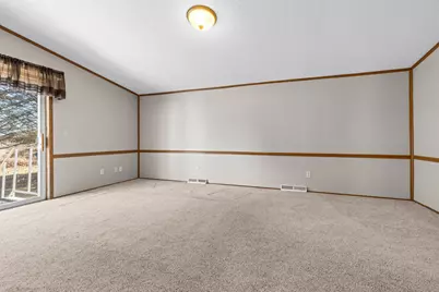 404 E Wood Lane, Belvidere, IL 61008 - Photo 13