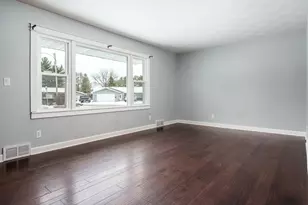 114 Bunn Dr, Rockton, IL 61072 - Photo 3