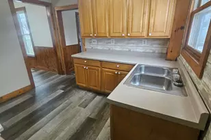 110 S 8th St, South Beloit, IL 61080 - Photo 5