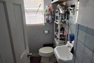 1524 Virginia Ave, Rockford, IL 61103 - Photo 17