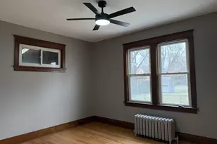 1204 6th St, Peru, IL 61354 - Photo 13
