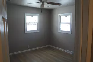 1301 Juniper Ln, Machesney Park, IL 61115 - Photo 9