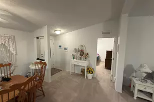 101 Club Cir, Belvidere, IL 61008 - Photo 11