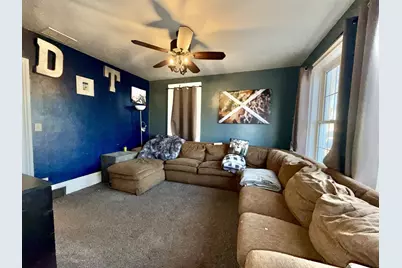 318 S Chestnut Street, Shannon, IL 61078 - Photo 5