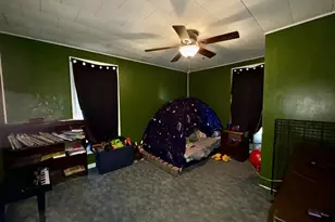 318 S Chestnut St, Shannon, IL 61078 - Photo 9