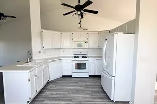 5128 Morning Glory Ln, Loves Park, IL 61111 - Photo 9