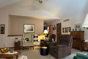 704 Brynnwood Ln, Lena, IL 61048 - Photo 7