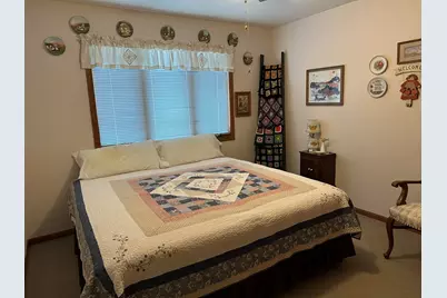 704 Brynnwood Lane, Lena, IL 61048 - Photo 23