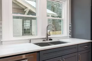 2114 Cumberland St, Rockford, IL 61103 - Photo 21