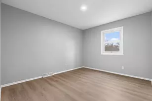 2718 Norway Pine Rd, Rockford, IL 61109 - Photo 11