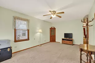 2820 Hanson St, Rockford, IL 61109 - Photo 5