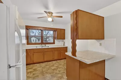 2820 Hanson Street, Rockford, IL 61109 - Photo 9