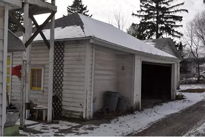 510-512 N Brick Avenue, Freeport, IL 61032 - Photo 3