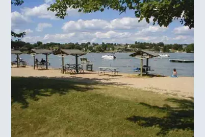 976 Winborne, Lake Summerset, IL 61019 - Photo 7