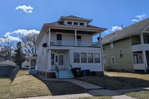 1607 7th Ave, Rockford, IL 61104 - Photo 1