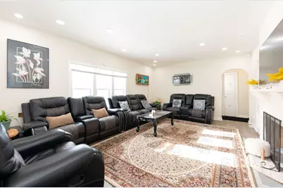 6518 Harrison Avenue, Rockford, IL 61108 - Photo 5