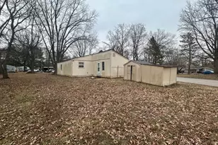 41 Lilac St, Glen Carbon, IL 62034 - Photo 5