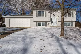 617 E 3rd St, Byron, IL 61010 - Photo 1