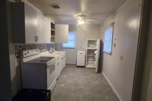 1107 N Sunset Ave, Rockford, IL 61101 - Photo 3