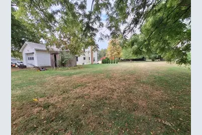 200 N Oregon Street, Troy Grove, IL 61372 - Photo 33