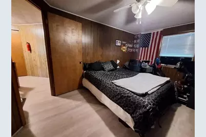 200 N Oregon Street, Troy Grove, IL 61372 - Photo 21