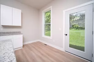 826 Kenai Ct, Roscoe, IL 61073 - Photo 9