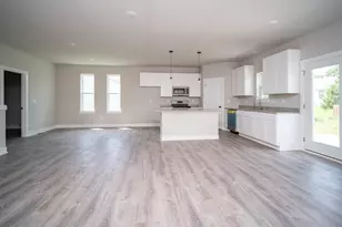 827 Kenai Ct, Roscoe, IL 61073 - Photo 3