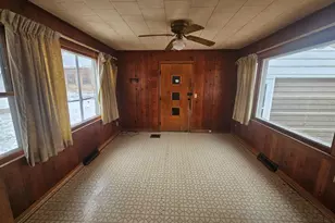 907 Merrill Ave, Loves Park, IL 61111 - Photo 15