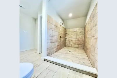 407 Allen St, Belvidere, IL 61008 - Photo 15