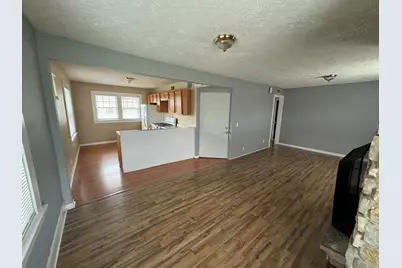 999 N Main Street, Rockford, IL 61103 - Photo 3