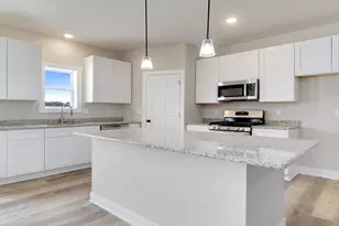 833 Kenai Ct, Roscoe, IL 61073 - Photo 7